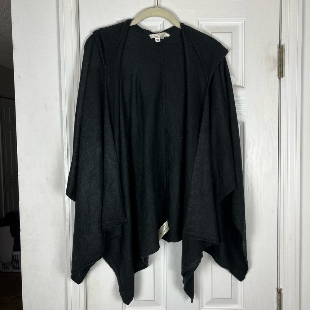 Simply Noelle OS Soft Black Knit Sweater Shawl Poncho